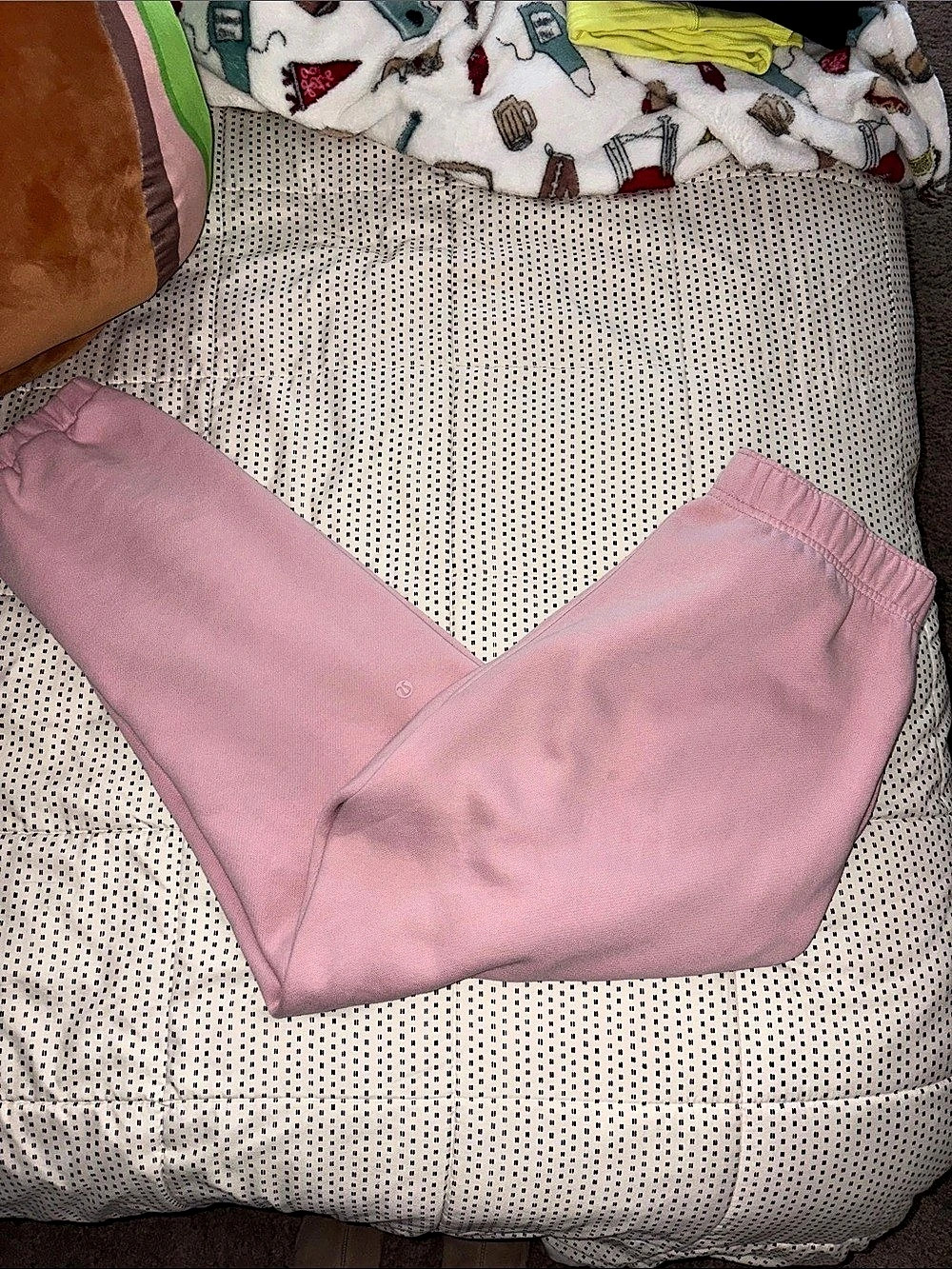 Lululemon Scuba Mid-Rise Oversized Jogger Pink Medium Like New